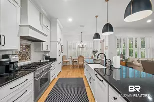 825 Apricot Ln, Fairhope, AL 36532 - Photo 9