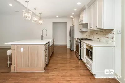 305 Springwood Drive, Mobile, AL 36608 - Photo 9