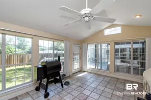 305 Springwood Dr, Mobile, AL 36608 - Photo 39