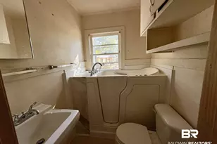 4060 Dickson Ln, Mobile, AL 36618 - Photo 19