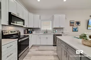 521 E 1st Ave, Gulf Shores, AL 36542 - Photo 13