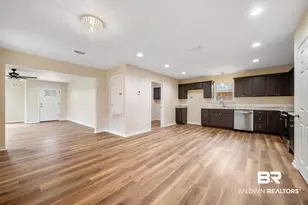 228 W 16th St, Bay Minette, AL 36507 - Photo 13
