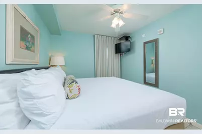 201 E Beach Boulevard #705, Gulf Shores, AL 36542 - Photo 9