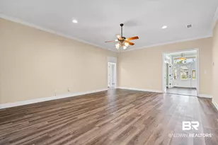 704 Edinburgh Ave, Foley, AL 36535 - Photo 7