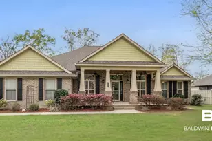 704 Edinburgh Ave, Foley, AL 36535 - Photo 1