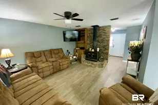 1305 W 7th St, Bay Minette, AL 36507 - Photo 3