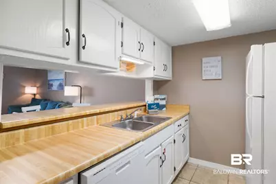 344 E Beach Boulevard #10, Gulf Shores, AL 36542 - Photo 3