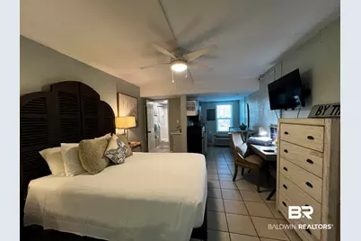 200 E Beach Boulevard #310, Gulf Shores, AL 36542 - Photo 7