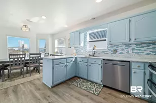 210 W 8th St, Gulf Shores, AL 36542 - Photo 27