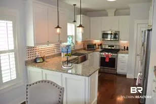 8209 Carmel Cir, Foley, AL 36535 - Photo 7