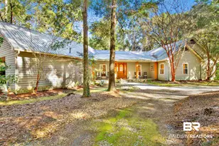 15 Woods Ave, Fairhope, AL 36532 - Photo 1