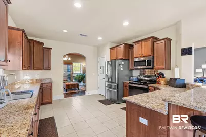 585 Sheffield Avenue, Foley, AL 36535 - Photo 9