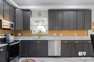 300 Volanta Ave, Fairhope, AL 36532 - Photo 19