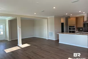 18204 Kent Cir, Foley, AL 36535 - Photo 3