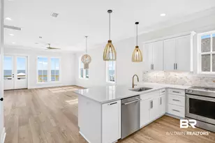 8189 Gulf Beach Ln, Gulf Shores, AL 36542 - Photo 9