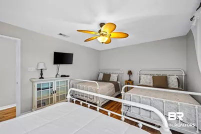 8877 Dolphin Lane, Gulf Shores, AL 36542 - Photo 15