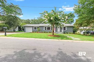 216 Pinecrest Ln, Fairhope, AL 36532 - Photo 17