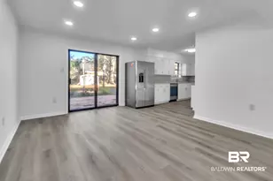 709 Oak Field Dr, Mobile, AL 36609 - Photo 9