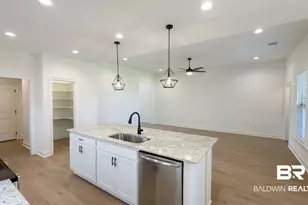 18137 Piney Cir, Foley, AL 36535 - Photo 5