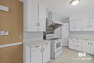 1429 Forestdale Dr, Mobile, AL 36618 - Photo 5