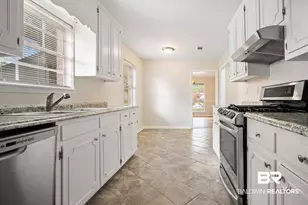705 Oak Field Dr, Mobile, AL 36609 - Photo 7