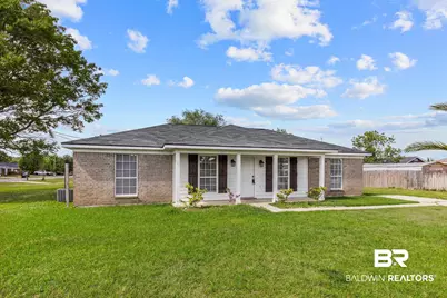 18979 Dalewood Circle, Robertsdale, AL 36567 - Photo 1