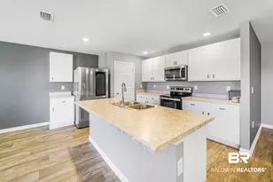 304 Rhineheart Ln, Foley, AL 36535 - Photo 7