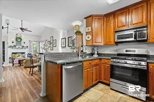 200 Parma Dr, Daphne, AL 36526 - Photo 9