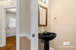 6104 Scenic W Dr, Mobile, AL 36693 - Photo 7