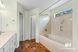 6104 Scenic W Dr, Mobile, AL 36693 - Photo 17