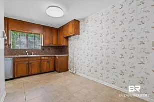 4110 Lake Circle, Mobile, AL 36693 - Photo 9