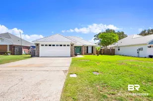 1368 W Hardwood Dr, Gulf Shores, AL 36542 - Photo 1