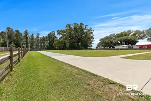 13049 County Rd 54, Daphne, AL 36526 - Photo 9