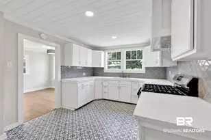 309 S Section St, Fairhope, AL 36532 - Photo 15