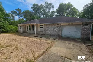 2700 Pine Ridge Dr, Lillian, AL 36549 - Photo 3