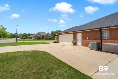 1071 Tampa Avenue, Foley, AL 36535 - Photo 5