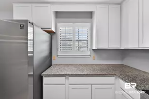 389 Clubhouse Dr, Gulf Shores, AL 36542 - Photo 17