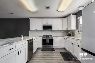 612 S 1st St, Pensacola, FL 32507 - Photo 25
