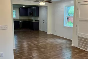316 W 3rd Ave, Foley, AL 36535 - Photo 5