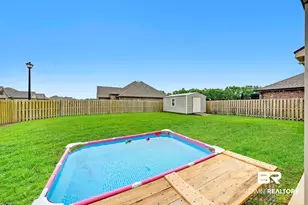 815 Connolly Av, Foley, AL 36535 - Photo 17