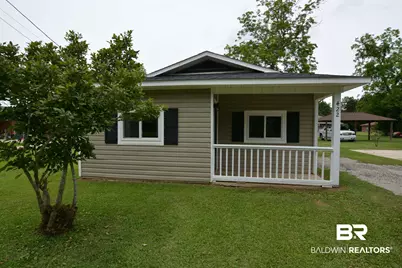 422 W 4th Avenue, Foley, AL 36535 - Photo 1