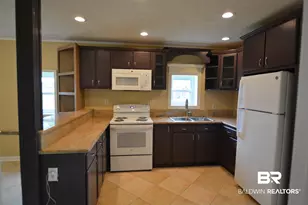 422 W 4th Ave, Foley, AL 36535 - Photo 11