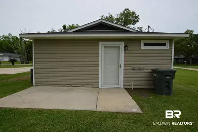 422 W 4th Avenue, Foley, AL 36535 - Photo 23