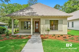 410 Azalea St, Fairhope, AL 36532 - Photo 1