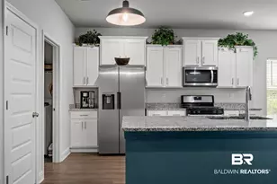 22110 Sutherland Cir, Fairhope, AL 36532 - Photo 15
