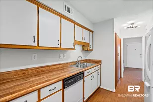 527 Highland Woods Dr, Mobile, AL 36608 - Photo 7