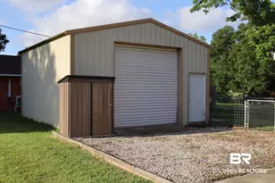 18935 E Hammond St, Robertsdale, AL 36567 - Photo 25