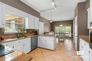 7713 Bedford Ct, Mobile, AL 36695 - Photo 25