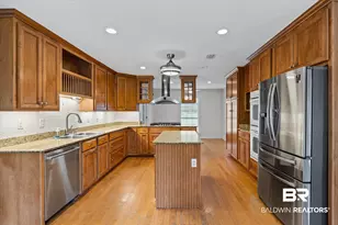 700 Cedar Ave, Fairhope, AL 36532 - Photo 1
