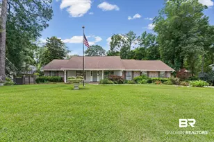 700 Cedar Ave, Fairhope, AL 36532 - Photo 1